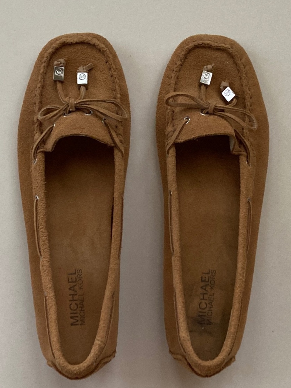 Michael Kors Camel Suede Loafer/Bow Detail/AD12B/Size 8M/EUC/WORN ONCE!